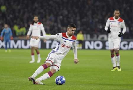 等强援坐镇 等强援坐镇